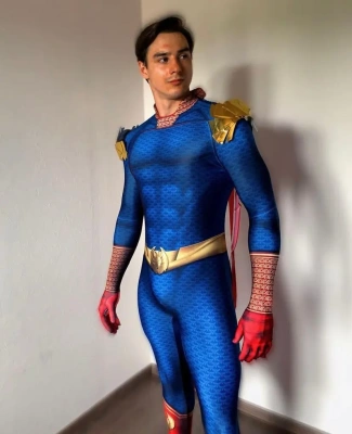 Customer wearing The Boys Homelander Costume Cosplay Suit Unibuyplus