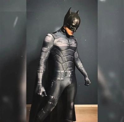 Customer wearing Batsuit Costume Cosplay Suit Bruce Wayne Halloween Outfit Unibuy